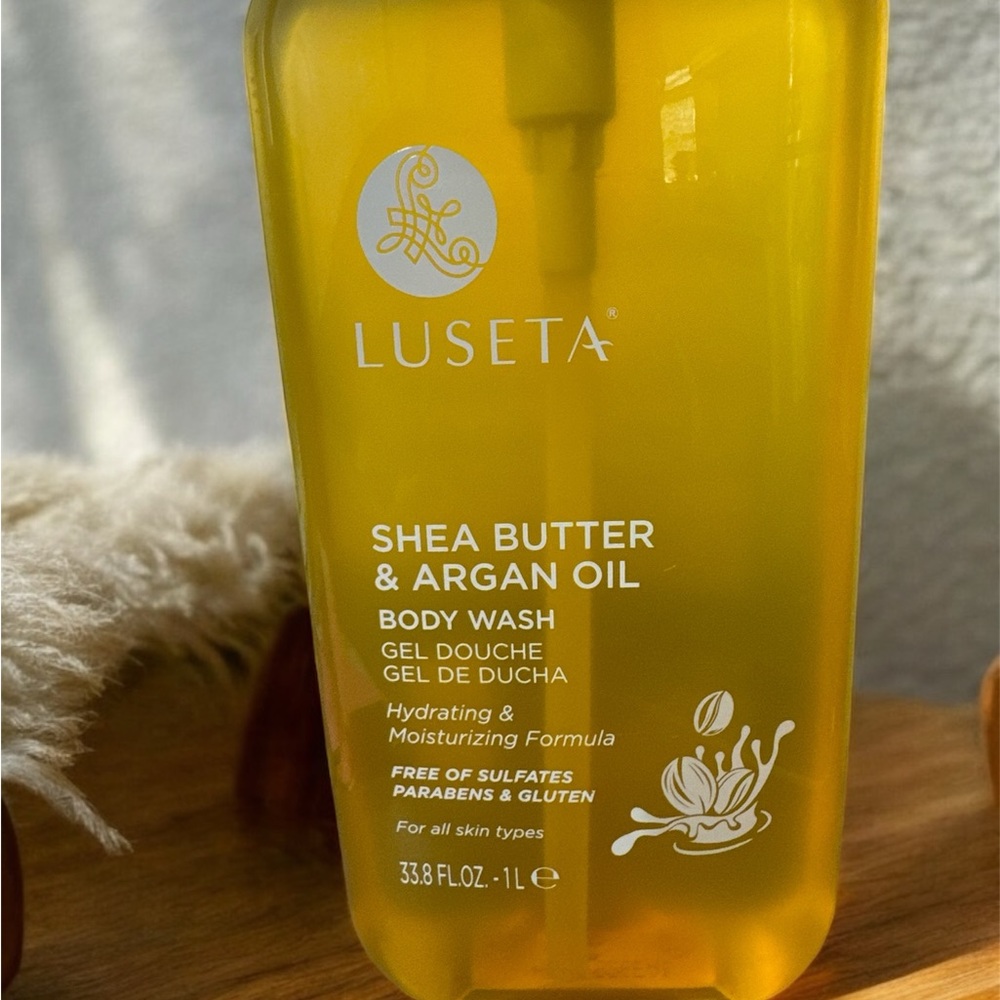 Yellow Shea Butter & Argan Oil Body Wash